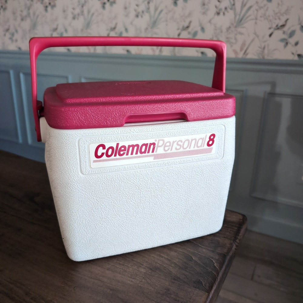 Vintage Coleman Personal 8 Cooler 5272 Red Cup Holder Flip Lid USA Y2K 90s